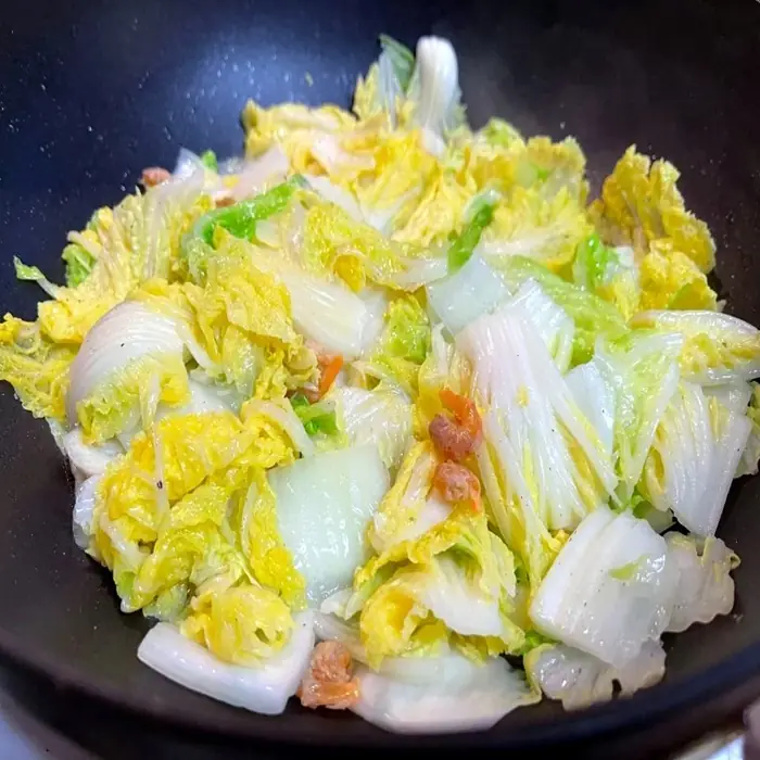 China's Shrimp-Kissed Cabbage Stir-Fry