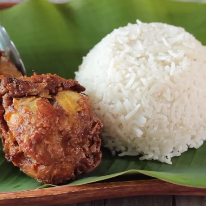 Malaysia's Coconut Rice Crown Jewel
