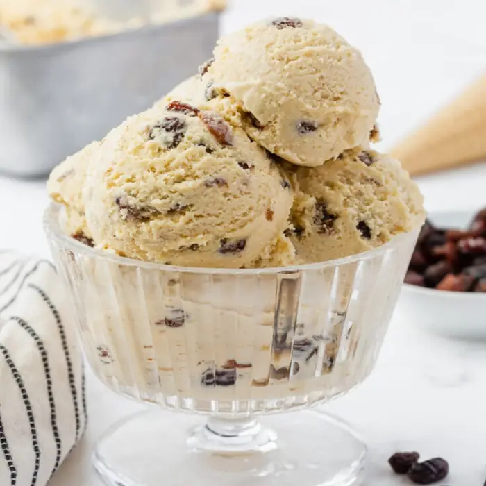 Jamaica's Boozy Raisin Frozen Bliss