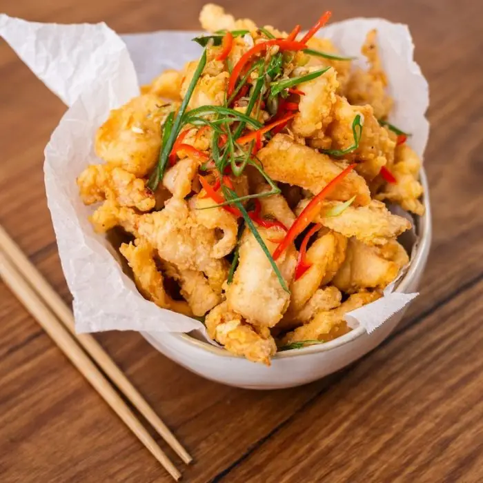 Aussie Five-Spice Calamari That's Fast, Crispy & Addictive
